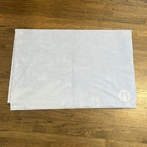 Lululemon yoga towel
